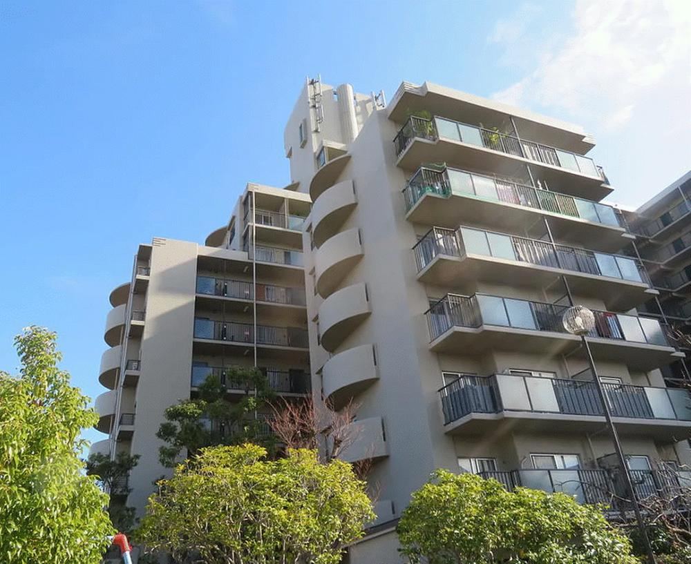 3LDK apartment in Yao, Osaka - Photo 1