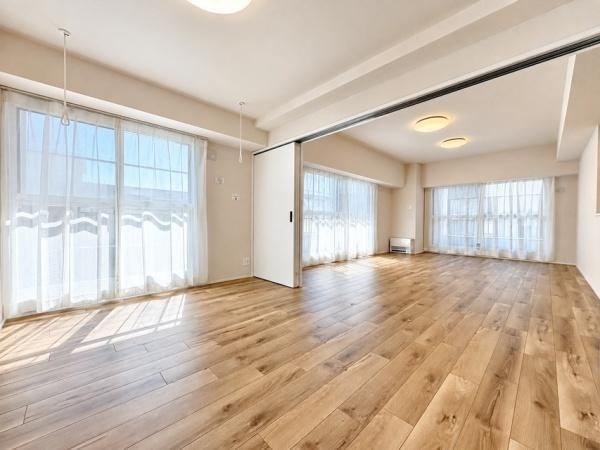 5LDK apartment in Chuo Ward, Sapporo, Hokkaido - Photo 1