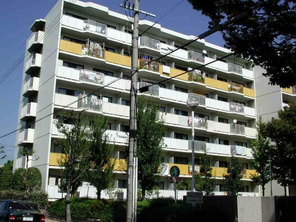 3LDK apartment in Ibaraki, Osaka - Photo 1