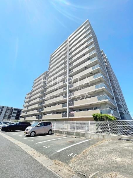 3LDK apartment in Kokurakita Ward, Kitakyushu, Fukuoka - Photo 1
