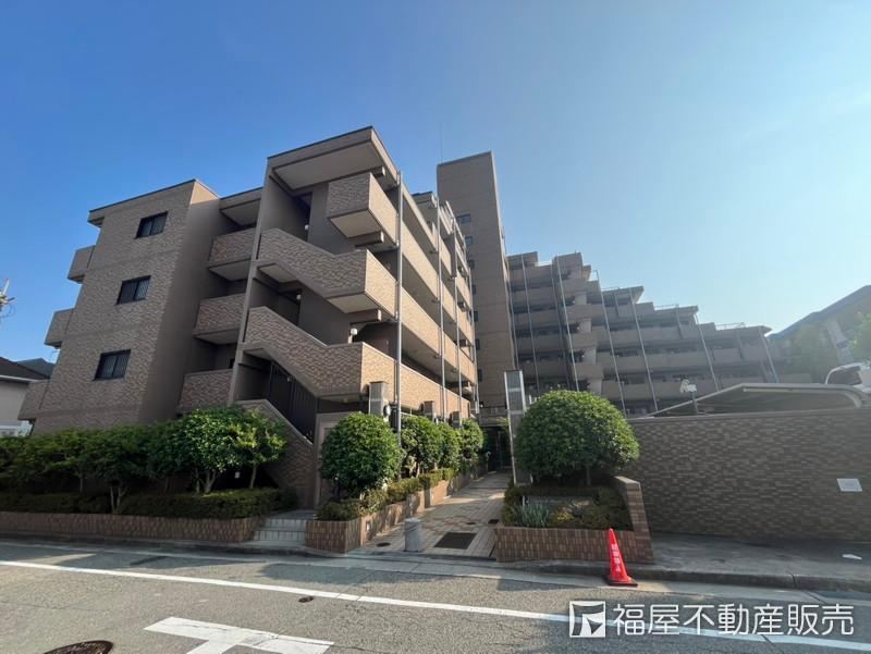 3LDK apartment in Akashi, Hyogo - Photo 1