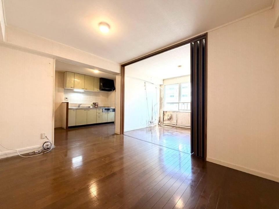 3DK apartment in Higashinada Ward, Kobe, Hyogo - Photo 1