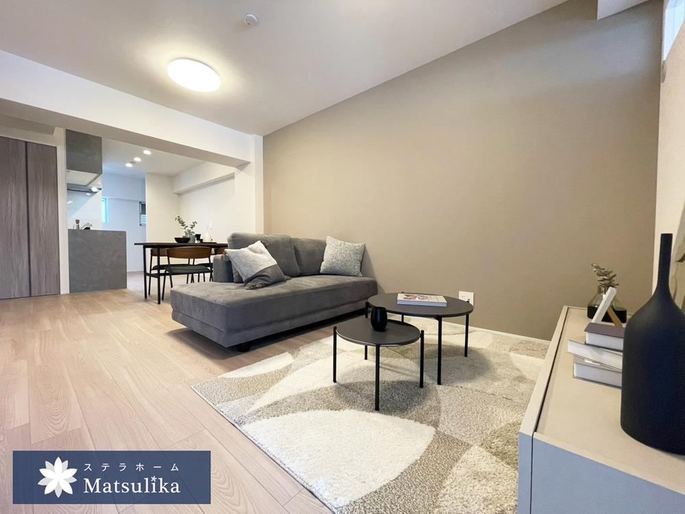 2LDK+S apartment in Yodogawa Ward, Osaka - Photo 1