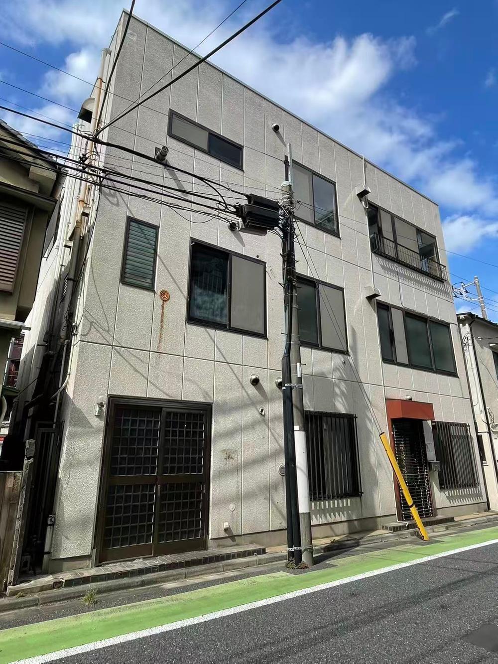 6LDK house in Bunkyo Ward, Tokyo - Photo 1