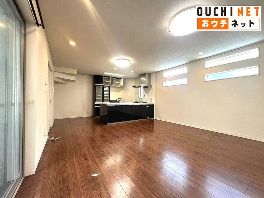 3LDK house in Yao, Osaka - Photo 1