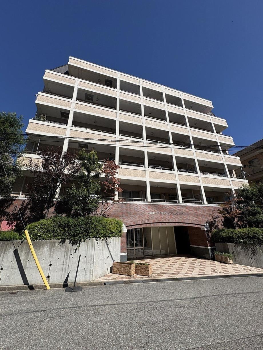 3LDK apartment in Nishinomiya, Hyogo - Photo 1