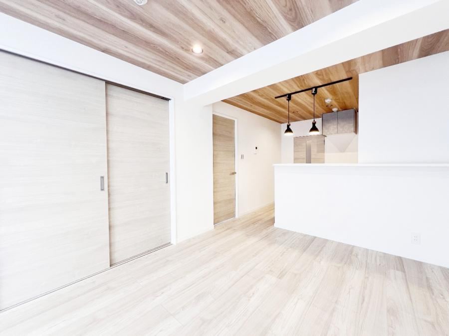 2LDK apartment in Hachioji, Tokyo - Photo 1