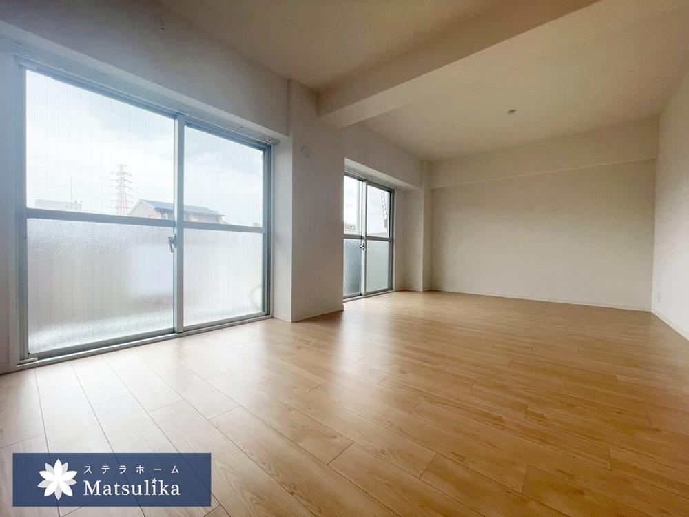 2LDK apartment in Toyonaka, Osaka - Photo 1