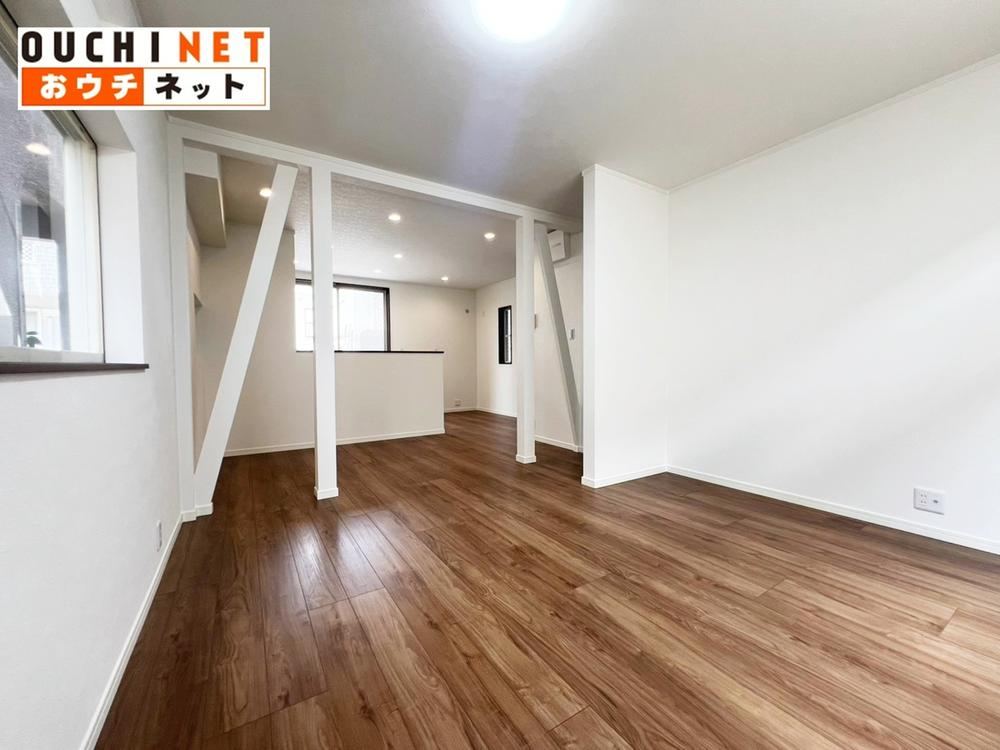 4LDK house in Yao, Osaka - Photo 1