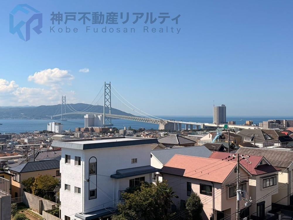 3LDK apartment in Tarumi Ward, Kobe, Hyogo - Photo 1