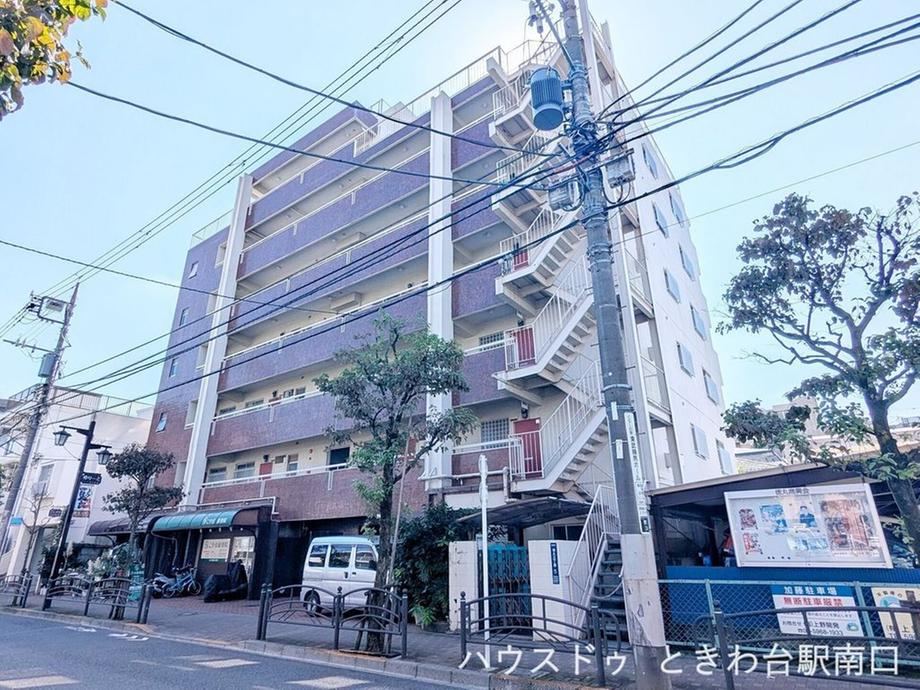 3LDK apartment in Itabashi Ward, Tokyo - Photo 1