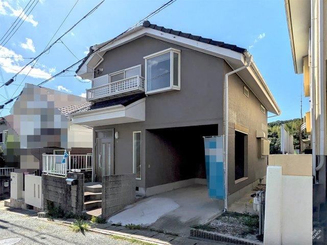 4LDK house in Suma Ward, Kobe, Hyogo - Photo 1