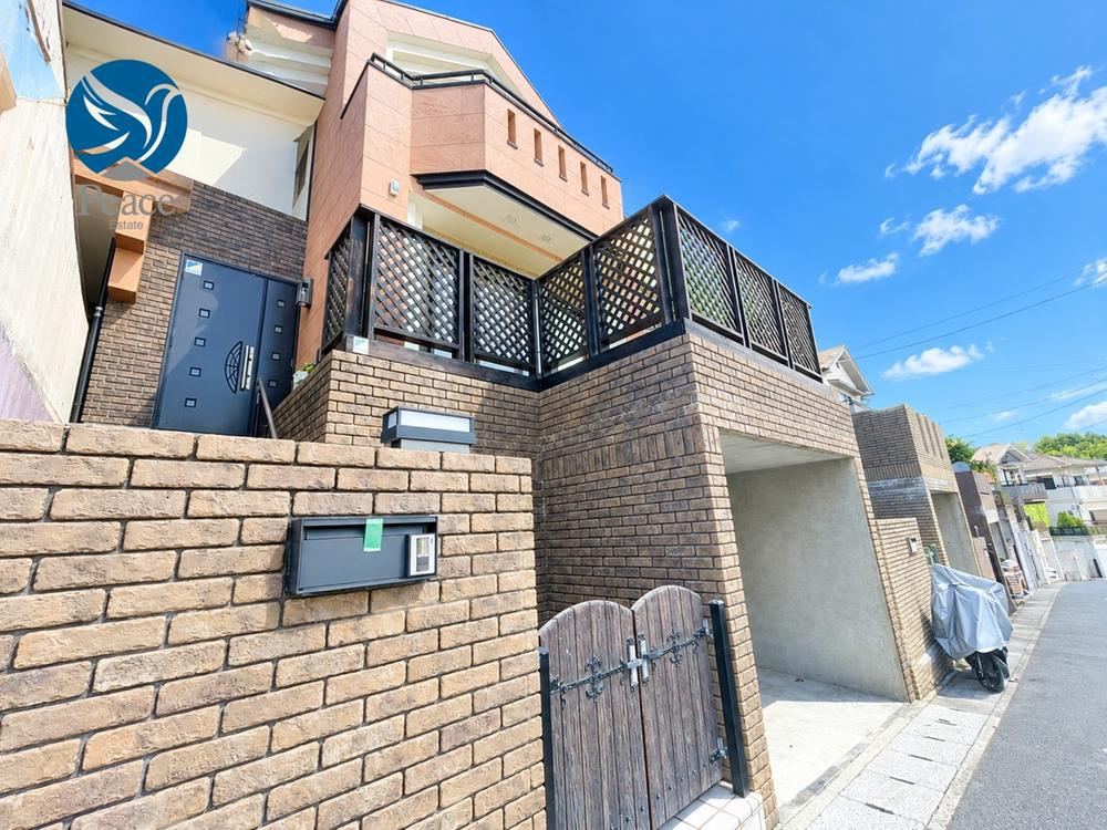 4LDK house in Fushimi Ward, Kyoto - Photo 1