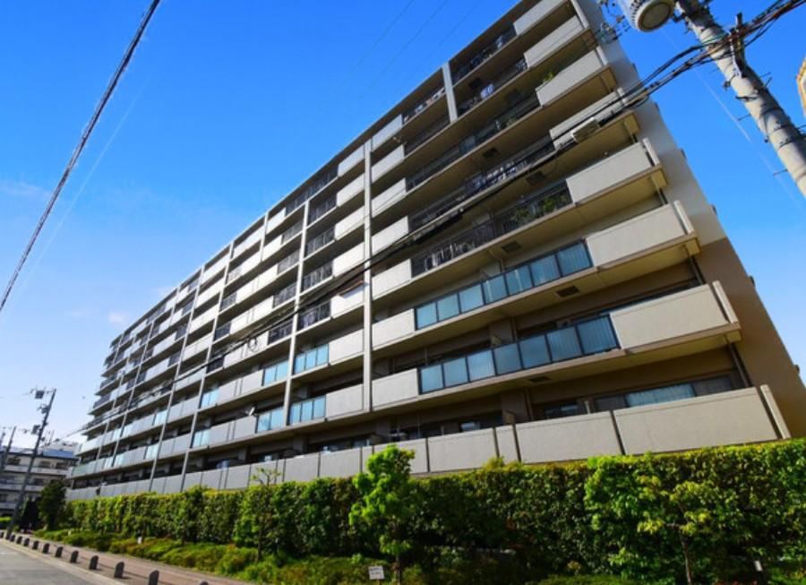 2LDK apartment in Asahi Ward, Osaka - Photo 1