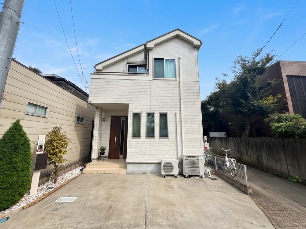 4LDK house in Suginami Ward, Tokyo - Photo 1