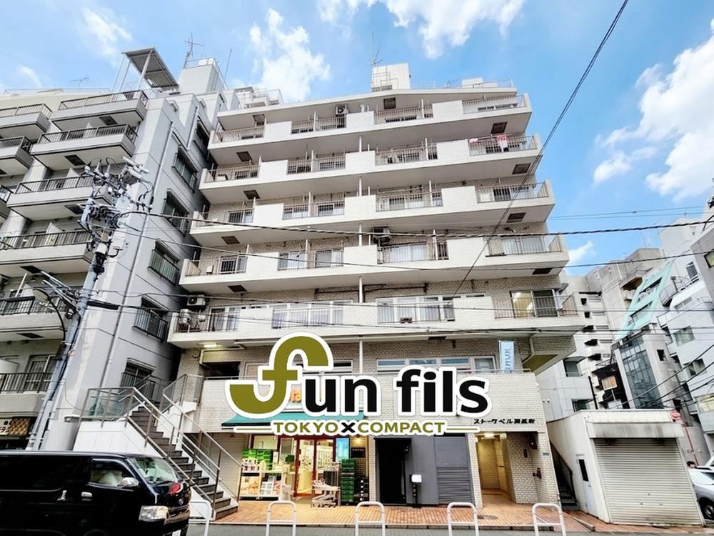 1DK apartment in Minato Ward, Tokyo - Photo 1