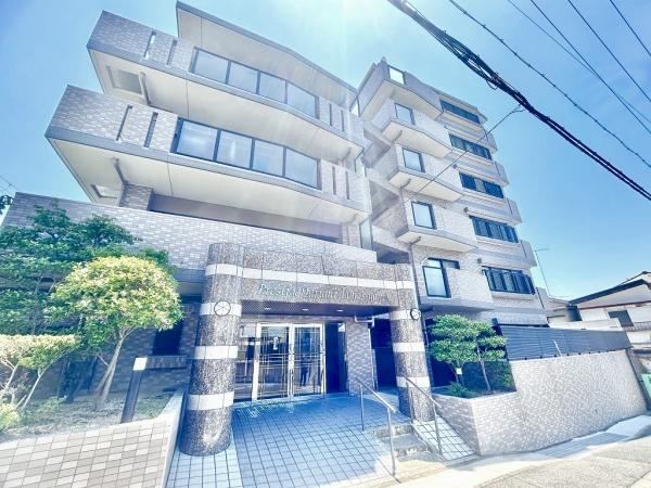 3DK apartment in Tarumi Ward, Kobe, Hyogo - Photo 1
