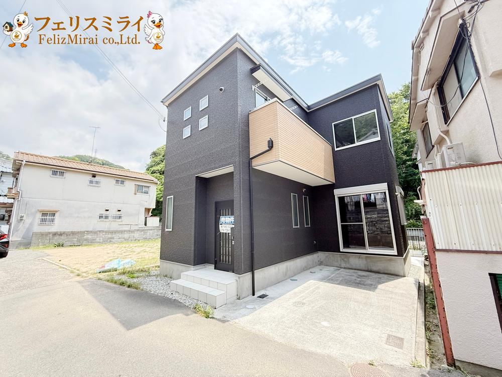 3LDK house in Suma Ward, Kobe, Hyogo - Photo 1