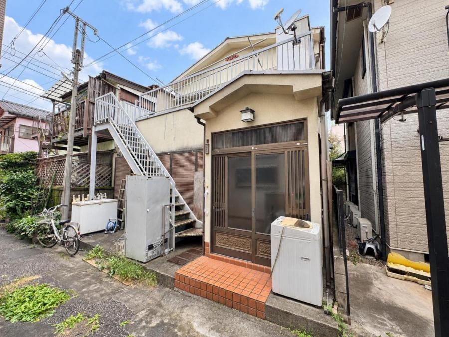 4DK house in Itabashi Ward, Tokyo - Photo 1