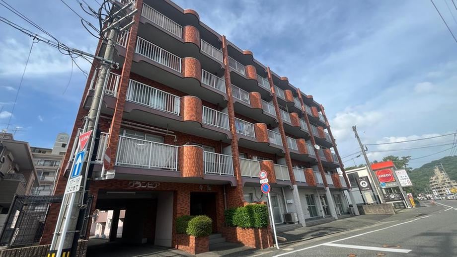 3LDK apartment in Nishi Ward, Fukuoka - Photo 1