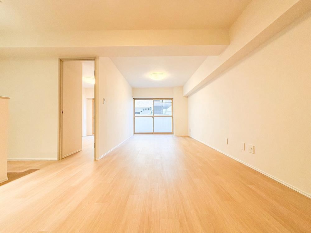 2LDK apartment in Totsuka Ward, Yokohama, Kanagawa - Photo 1