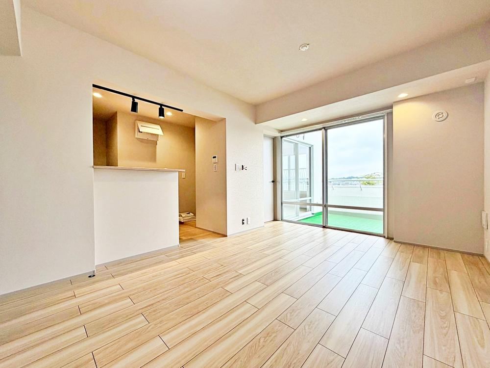 3LDK apartment in Totsuka Ward, Yokohama, Kanagawa - Photo 1