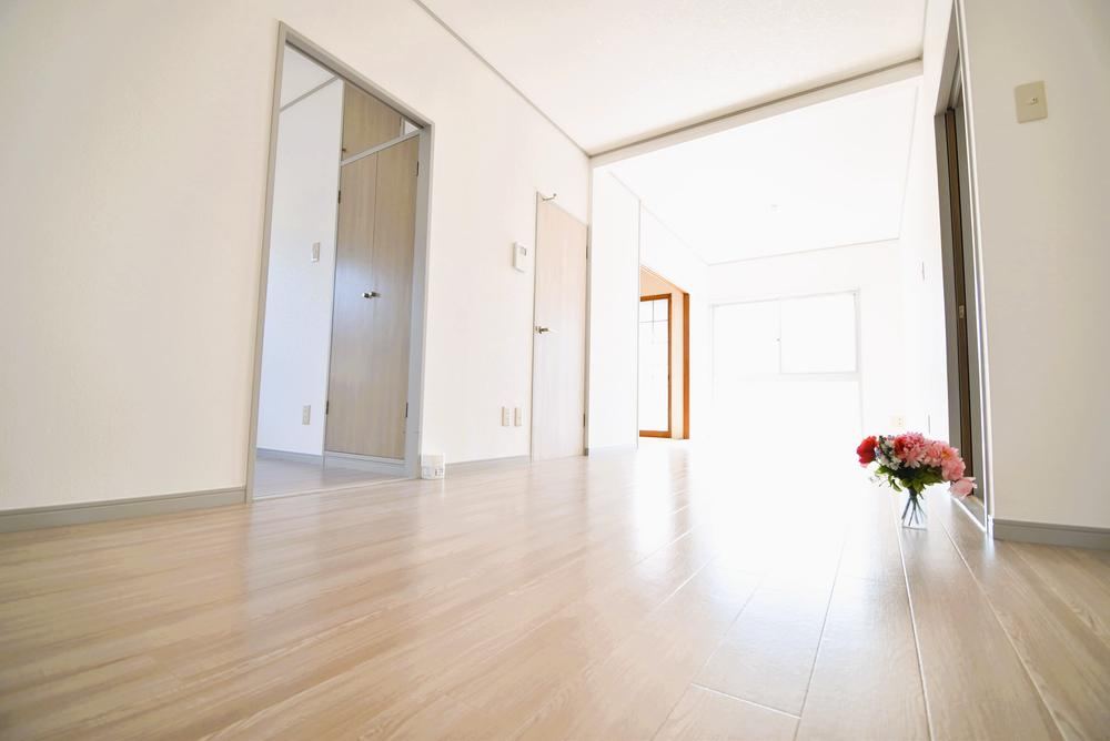 2LDK apartment in Zama, Kanagawa - Photo 1