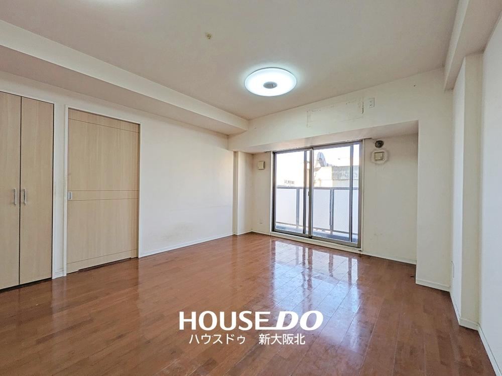 3LDK apartment in Yodogawa Ward, Osaka - Photo 1
