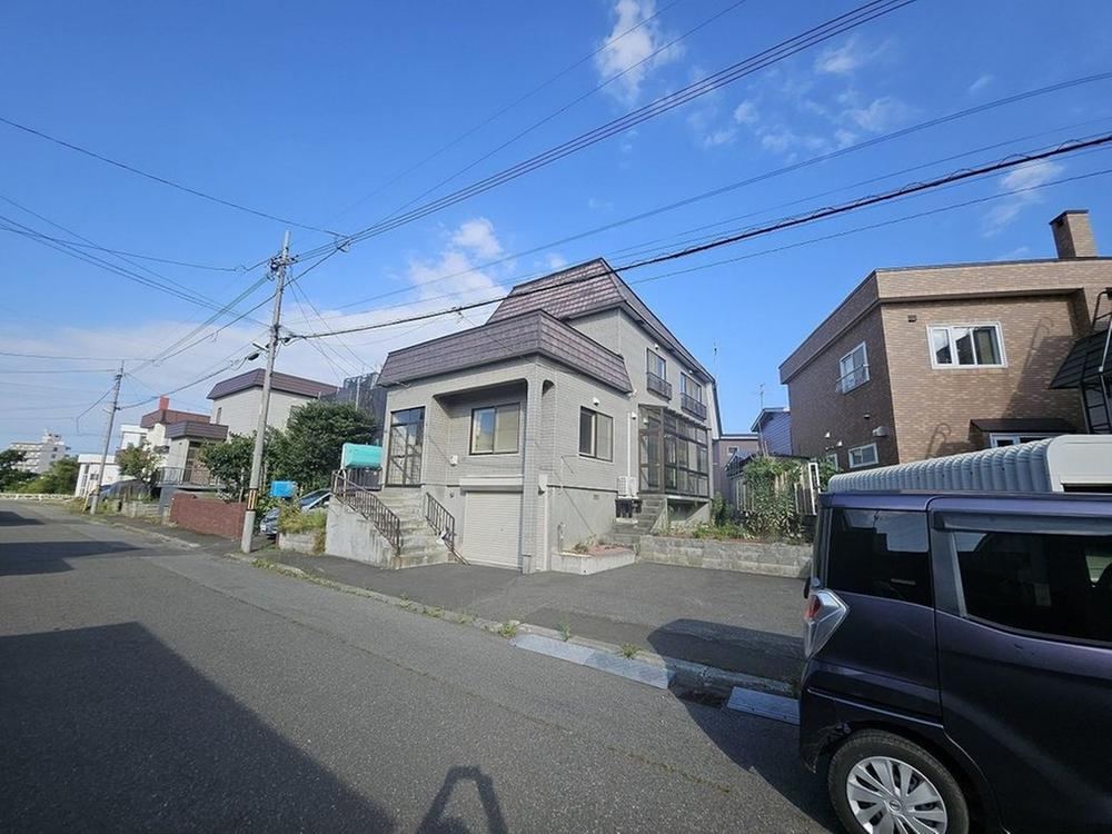 220 m² land in Shiroishi Ward, Sapporo, Hokkaido - Photo 1