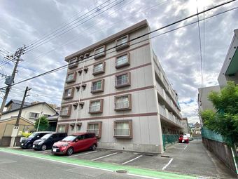 3LDK apartment in Hakata Ward