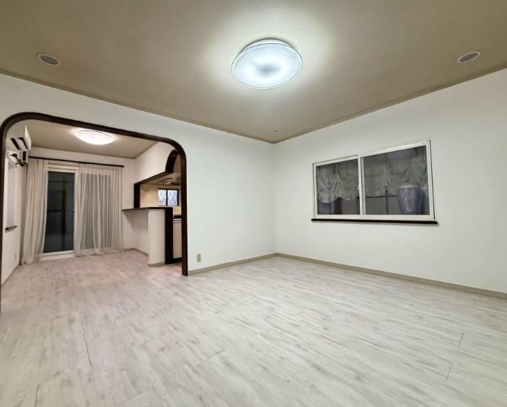 3LDK house in Suita, Osaka - Photo 1