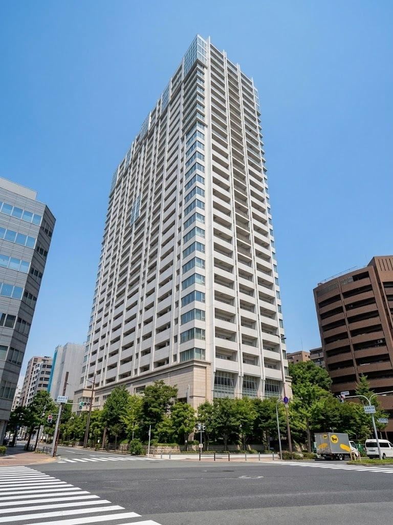 2LDK apartment in Nishi Ward, Osaka - Photo 1