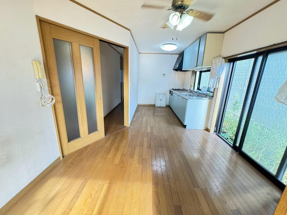 4LDK house in Yokosuka, Kanagawa - Photo 1