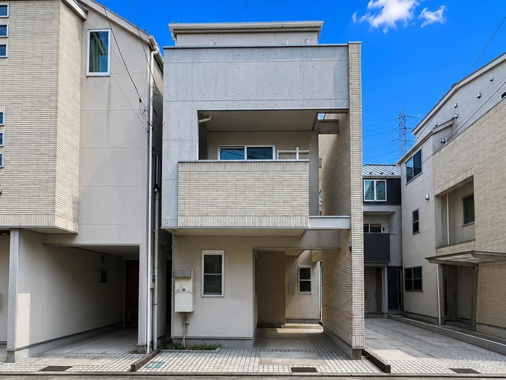 3LDK+S house in Kohoku Ward, Yokohama, Kanagawa - Photo 1