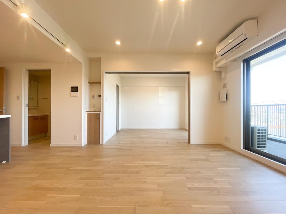 3LDK apartment in Hino, Tokyo - Photo 1