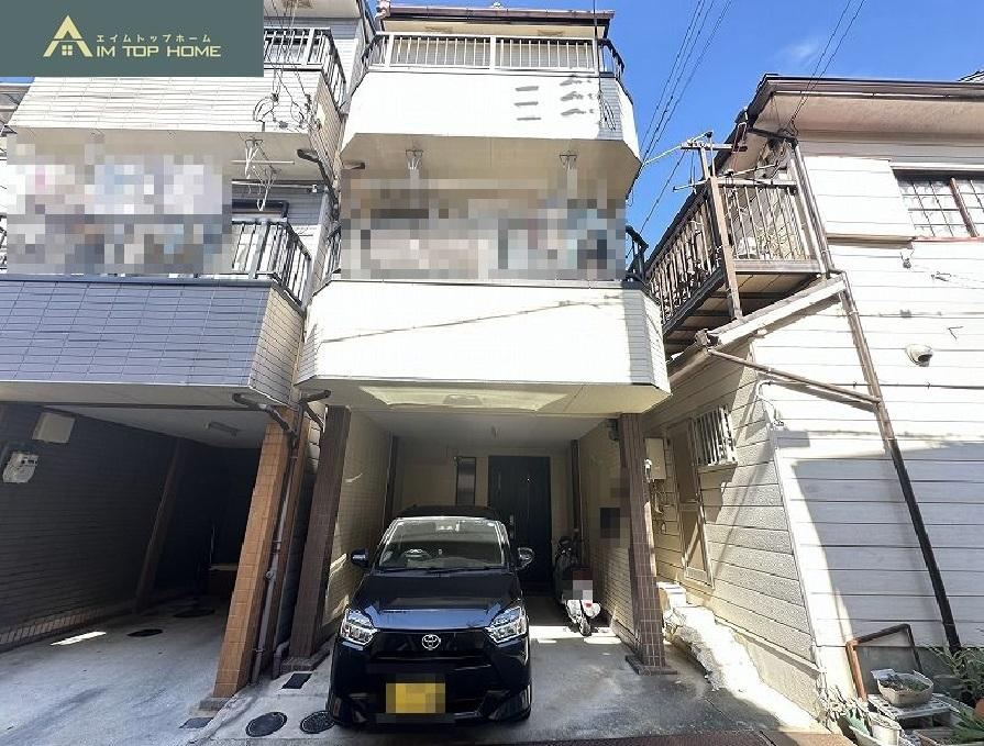 3DK house in Higashiosaka, Osaka - Photo 1