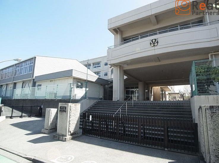 5LDK house in Asahi Ward, Yokohama, Kanagawa - Photo 1