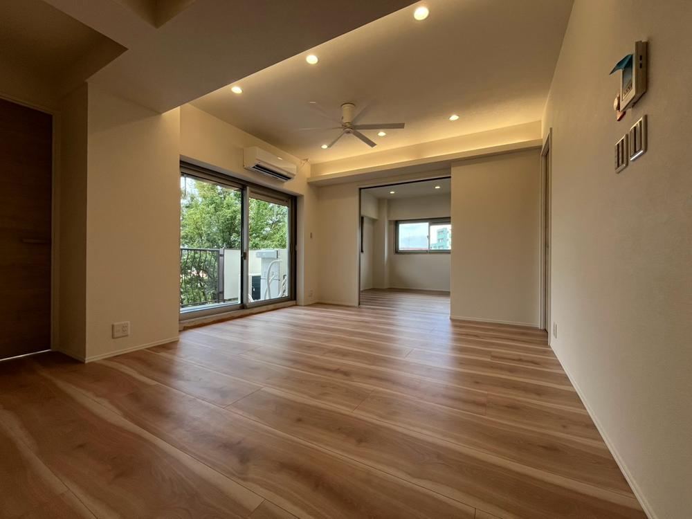 3LDK apartment in Nerima Ward, Tokyo - Photo 1