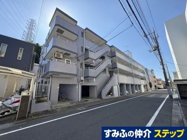 3DK apartment in Itabashi Ward, Tokyo - Photo 1