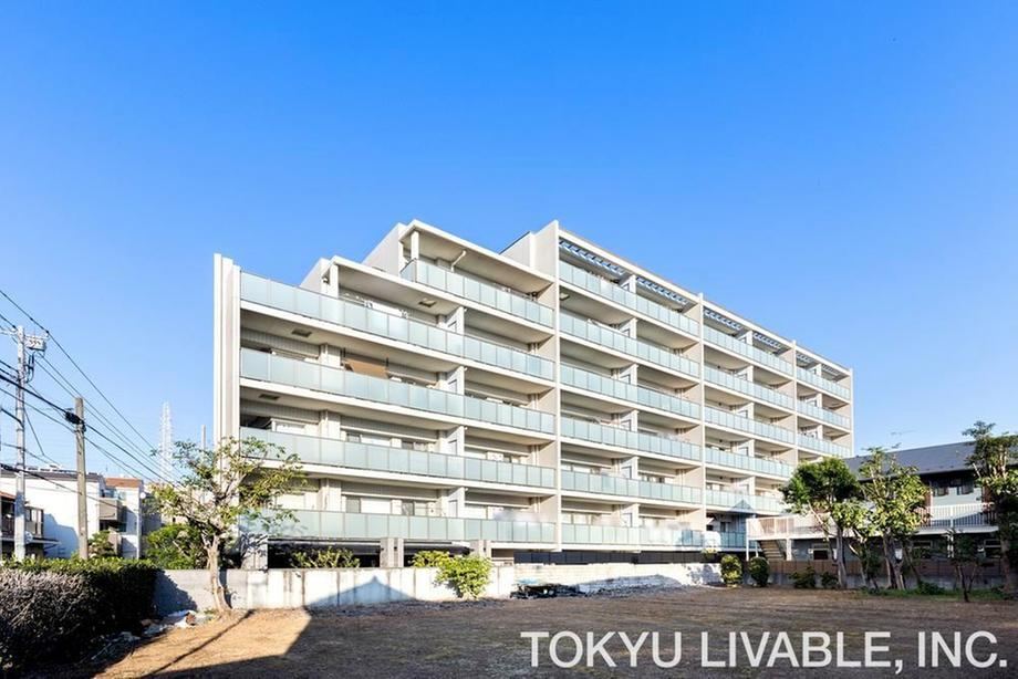 1LDK+S apartment in Kohoku Ward, Yokohama, Kanagawa - Photo 1