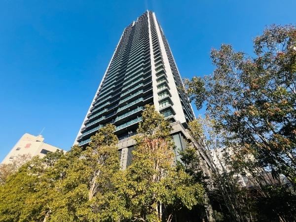 2LDK apartment in Nishi Ward, Osaka - Photo 1