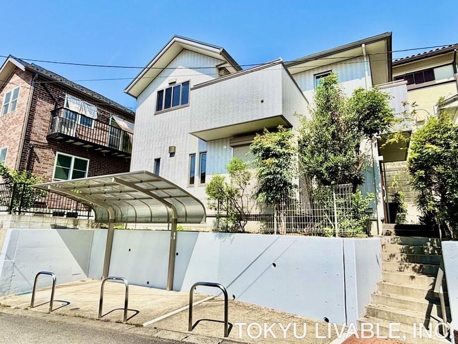 4LDK house in Aoba Ward, Yokohama, Kanagawa - Photo 1