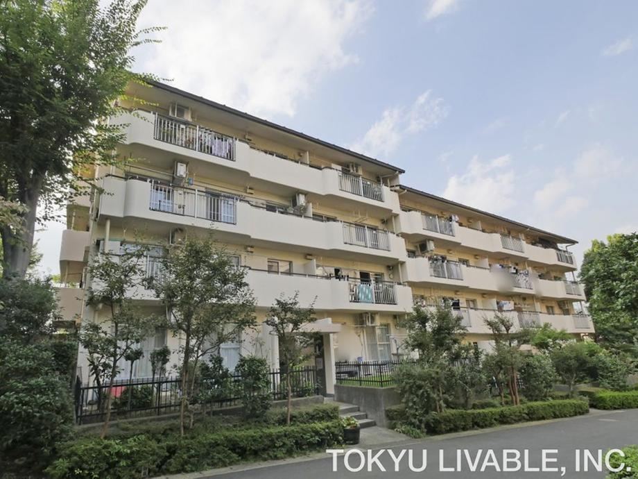 2LDK apartment in Tsuzuki Ward, Yokohama, Kanagawa - Photo 1
