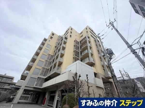 4LDK apartment in Higashinada Ward, Kobe, Hyogo - Photo 1