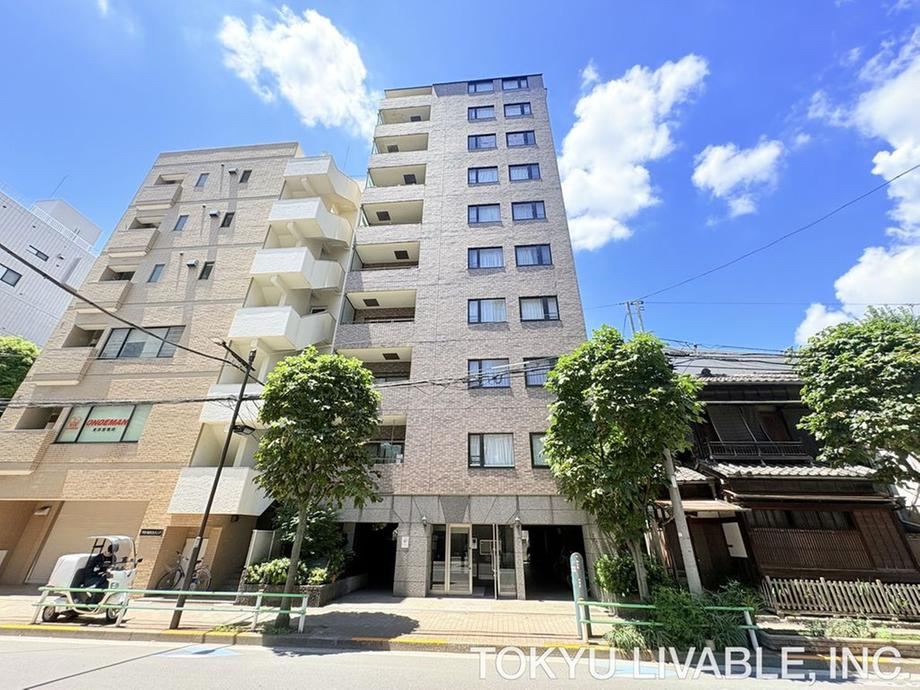 2LDK apartment in Taito Ward, Tokyo - Photo 1