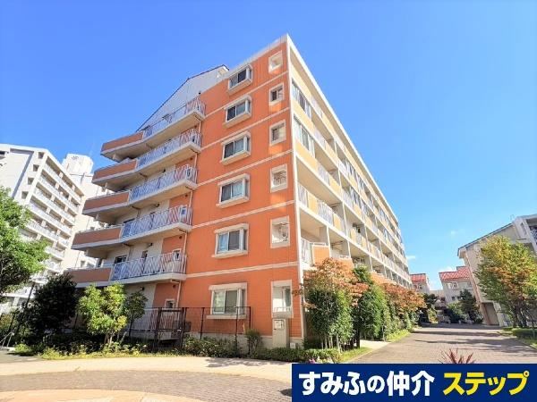 2LDK apartment in Hachioji, Tokyo - Photo 1