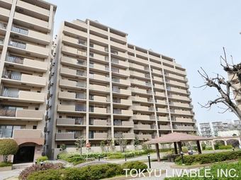 3LDK apartment in Daito