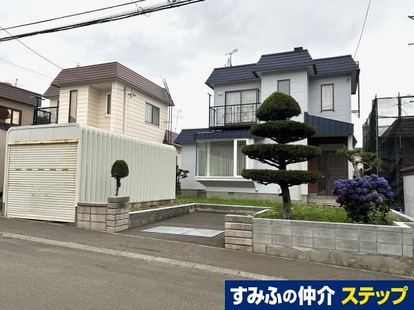 4LDK house in Nishi Ward, Sapporo, Hokkaido - Photo 1