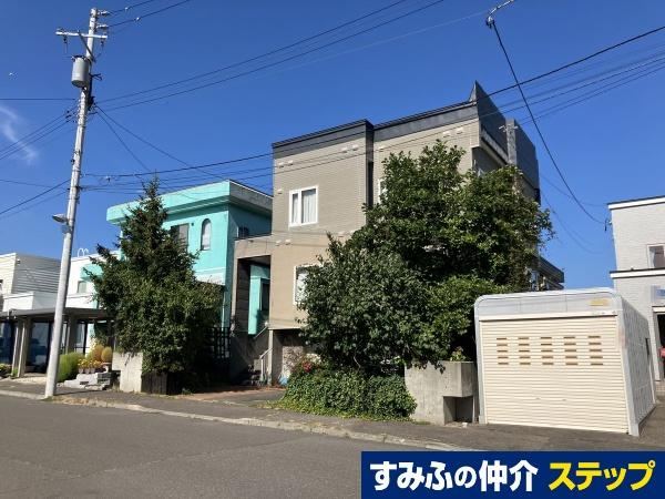 183 m² land in Nishi Ward, Sapporo, Hokkaido - Photo 1