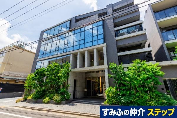 3LDK apartment in Nakano Ward, Tokyo - Photo 1